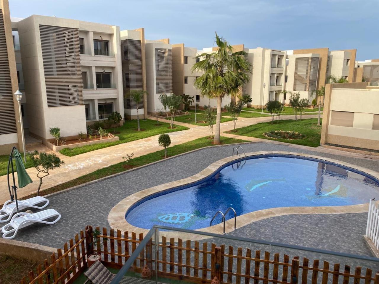Appartement De Luxe Marina Saidia Avec Vue Sur Piscine Residence Tamaris Exteriör bild